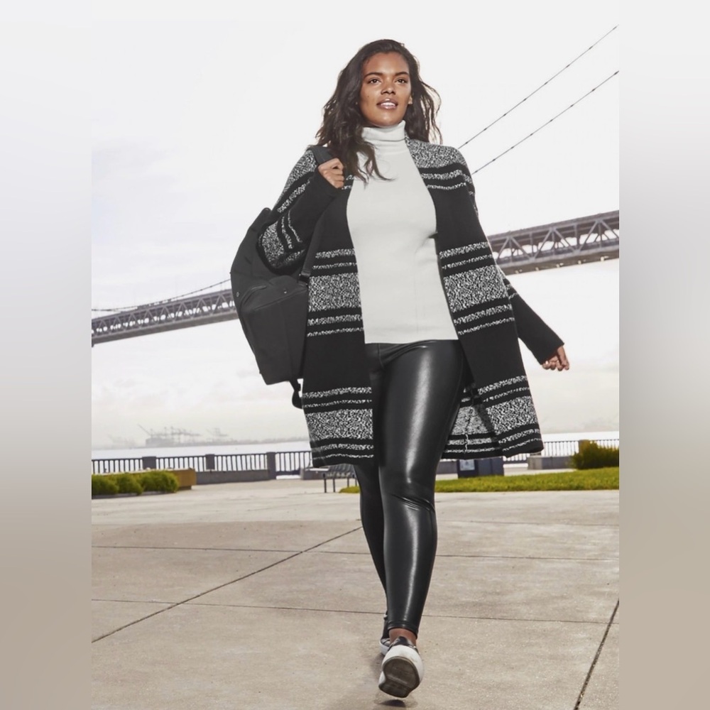 Athleta Delancey All Over Gleam Tights Black L
